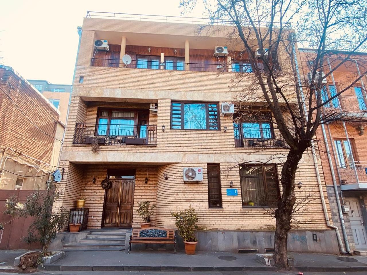 Hotel Home Tbilisi Exterior foto