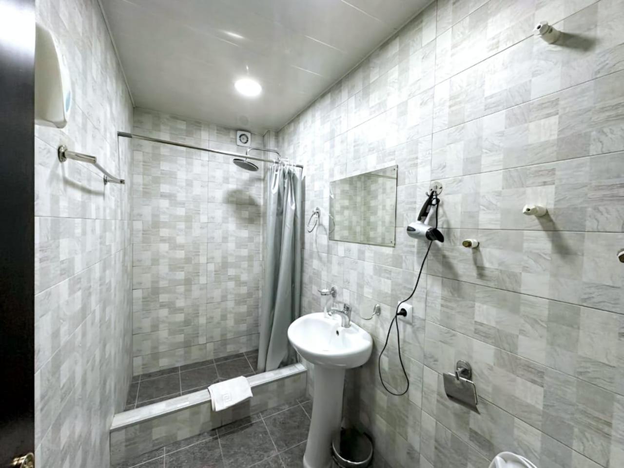 Hotel Home Tbilisi Exterior foto
